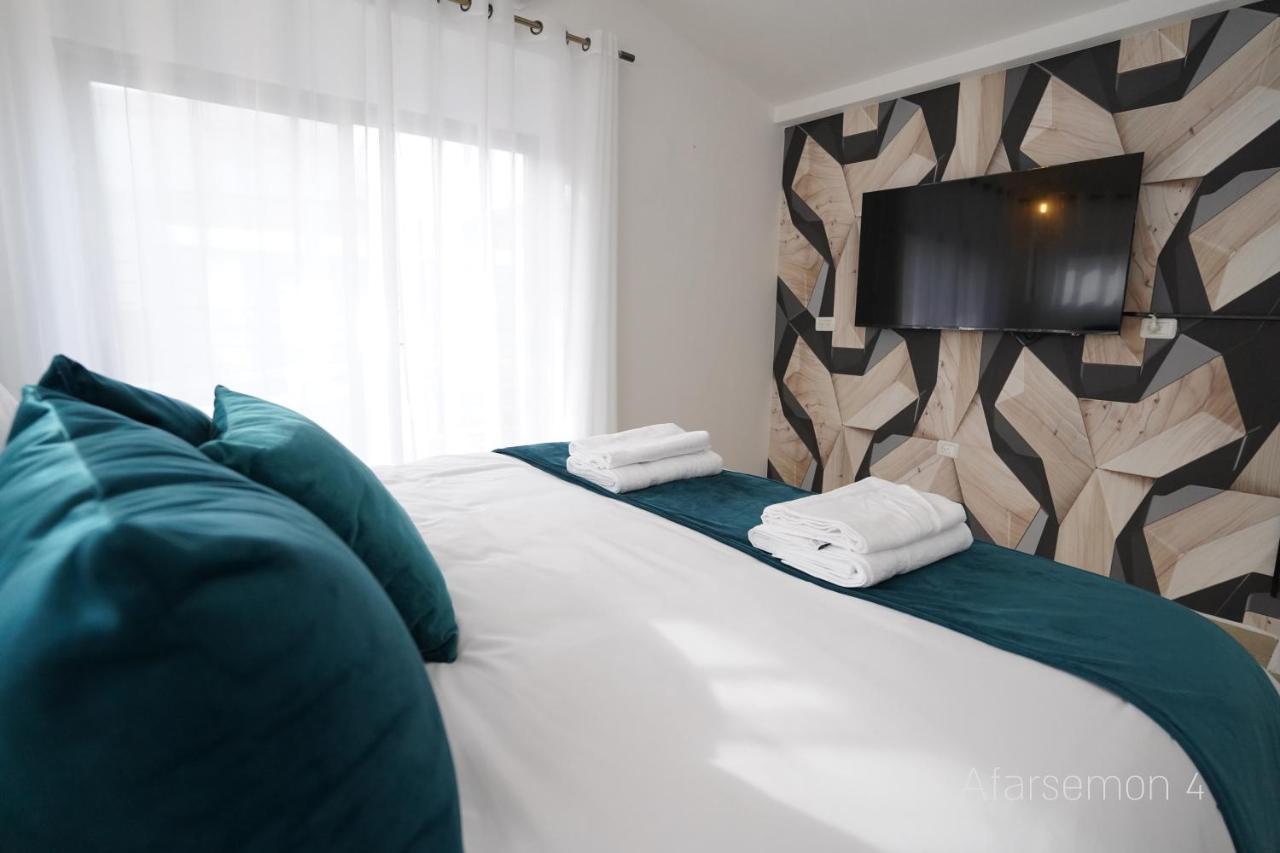 Yalarent Afarsemon Apartments With Pool - For Families & Couples Ейлат Екстериор снимка
