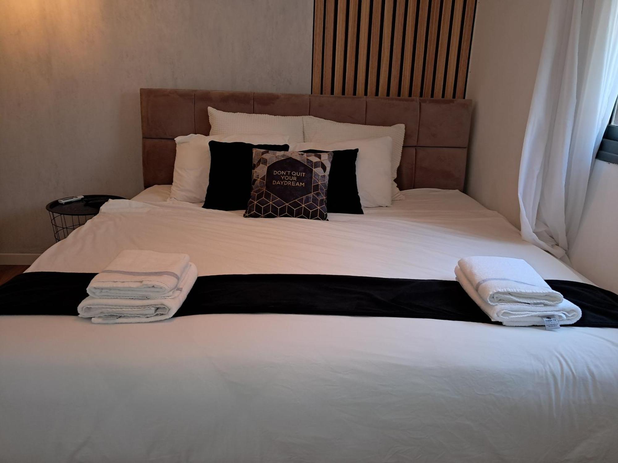 Yalarent Afarsemon Apartments With Pool - For Families & Couples Ейлат Екстериор снимка